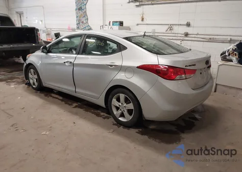2013 Hyundai Elantra Gls from USA, damaged, VIN KMHDH4AE9DU829526